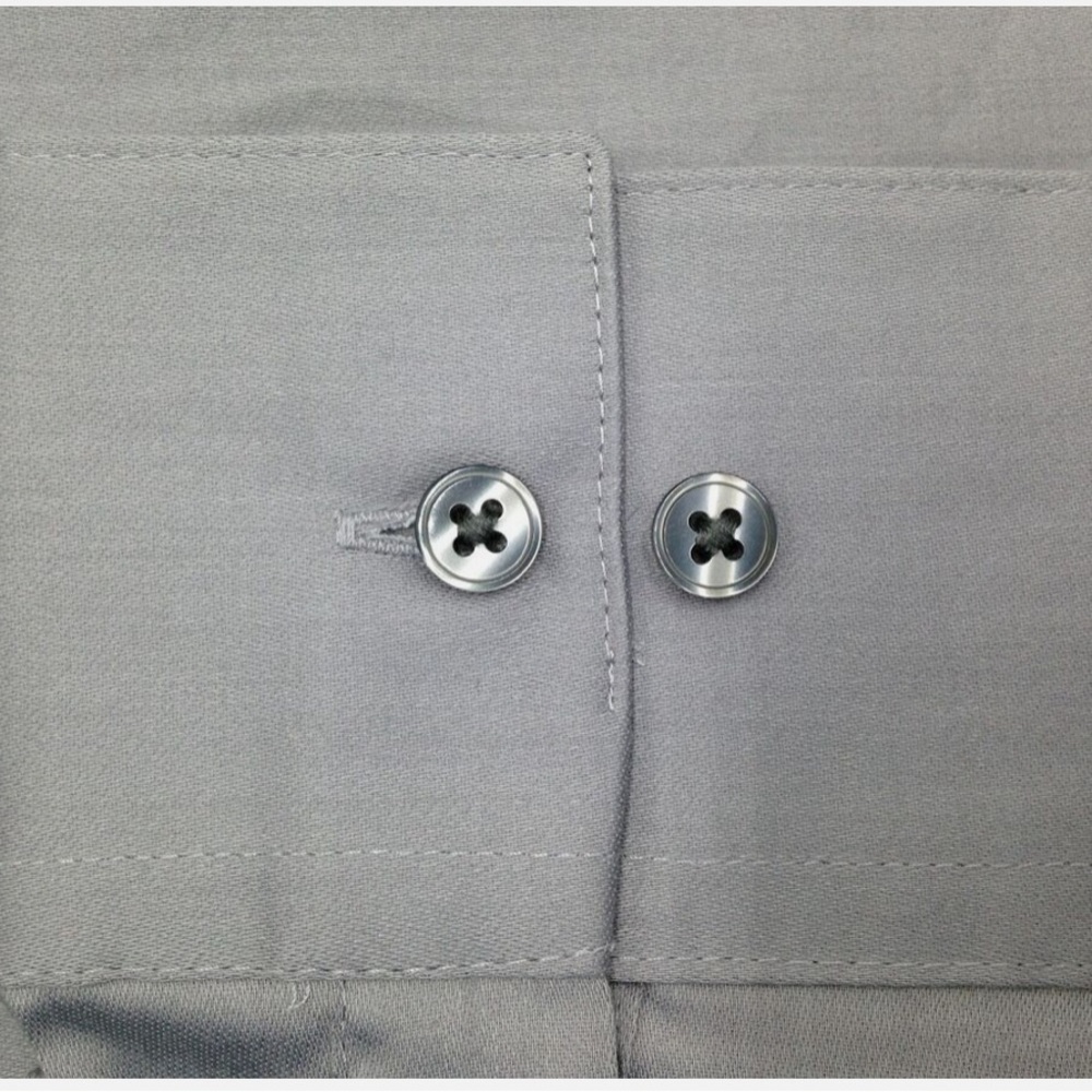 Preowned Geoffrey Beene Size 16 32/33 Size Large Dark Grey Classic Button Up. - Picture 3 of 12